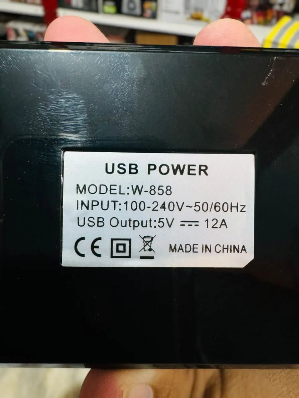 12 USB Fast Charger