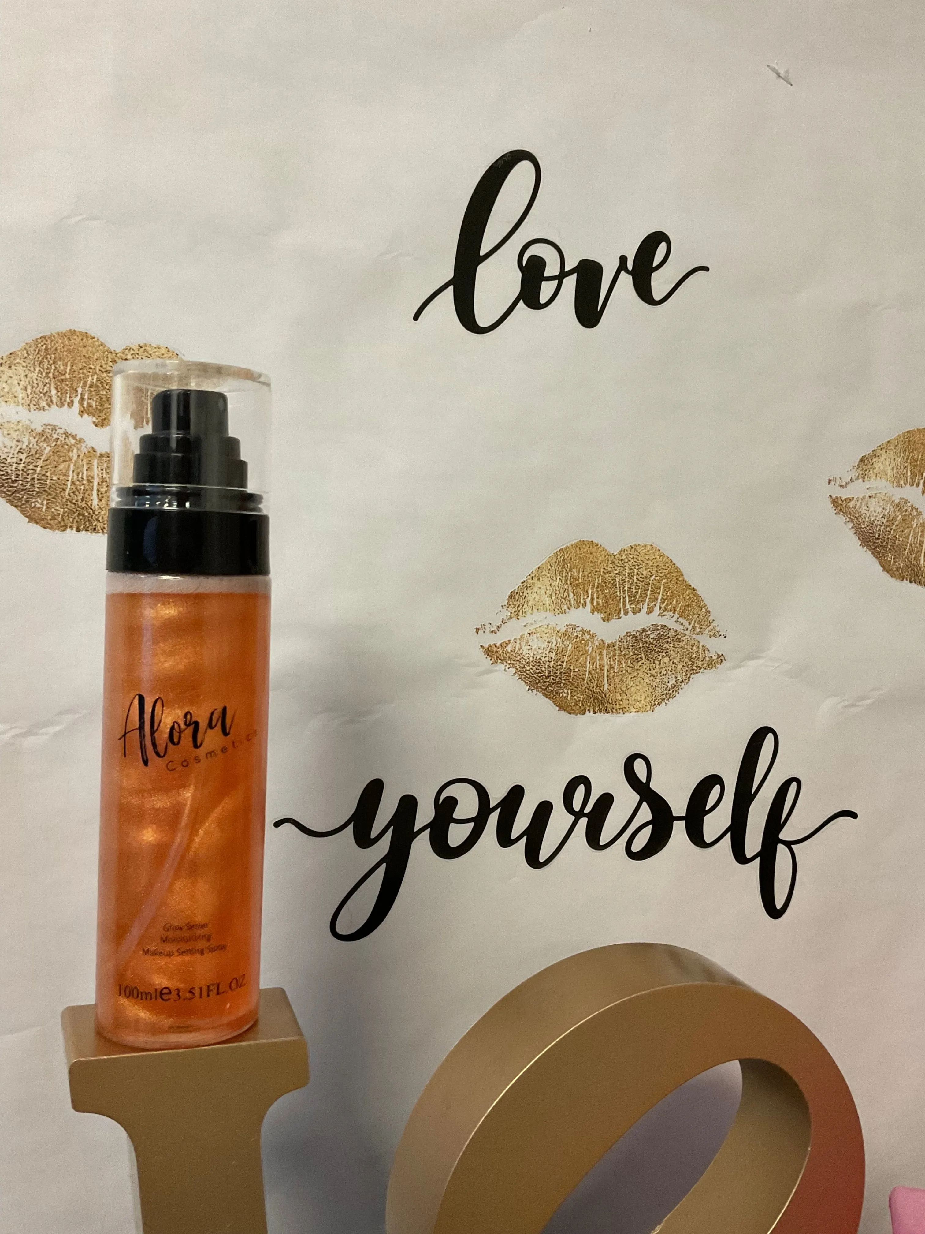 Radiant Glow Setter Setting Spray